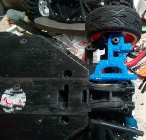 TT02 trimmed front lower arms